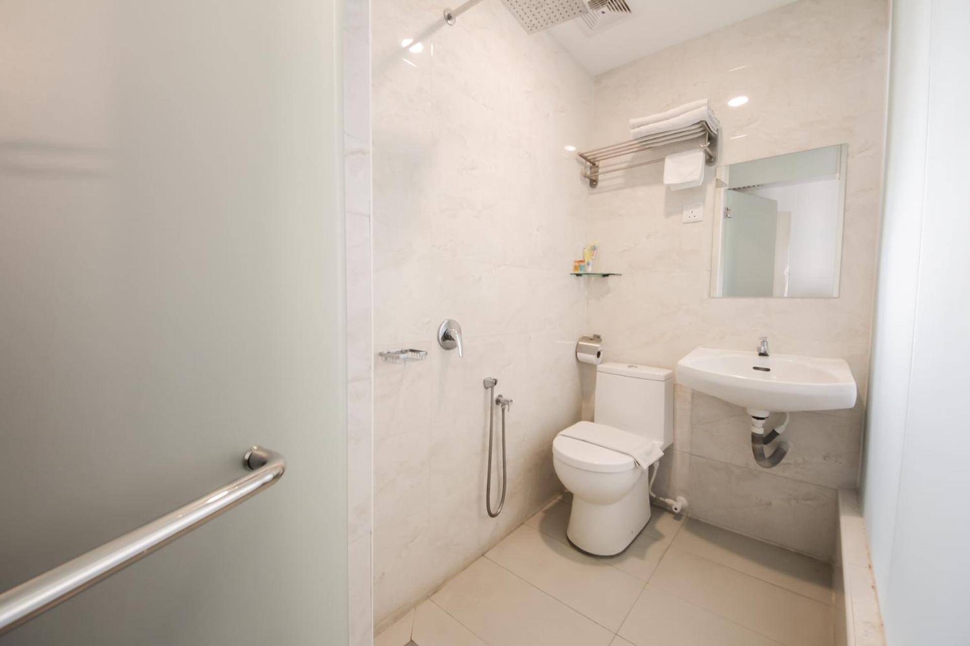 Hotel Ciq @ Wong Ah Fook Johor Bahru Esterno foto